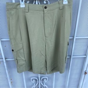 Tiki Classic men’s 36 front pleated 100% soft silk cargo shorts inseam 9.5” tan